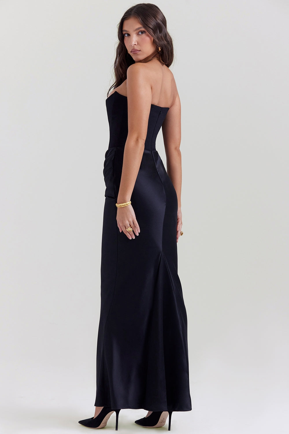 Anika - Off-shoulderjurk